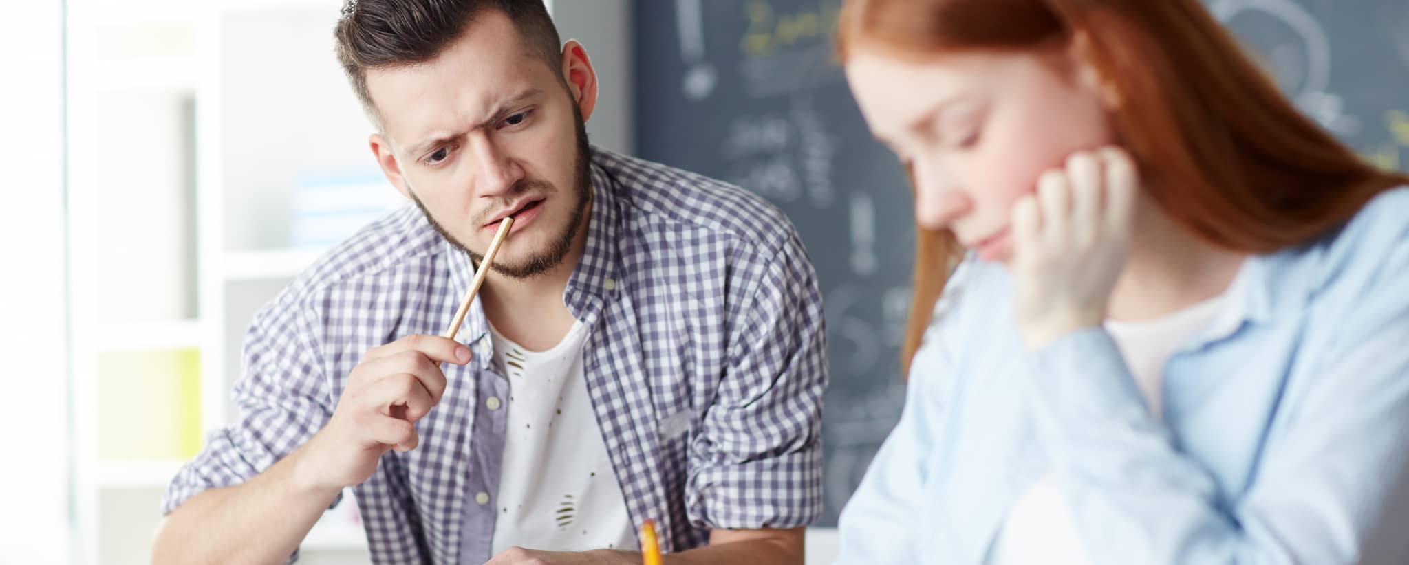 Nachdenklicher Student